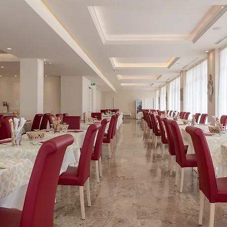Hotel Tiffany 3*