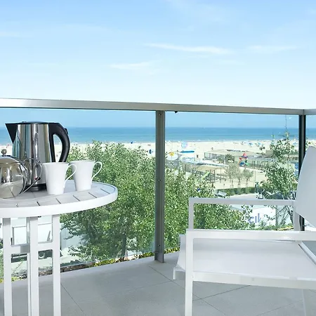 Mercure Artis Hotel 4*