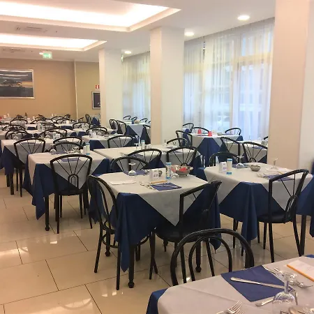 Hotel Boom 3*