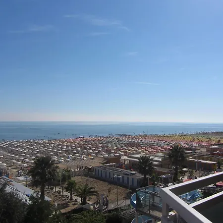 Carlton Rimini