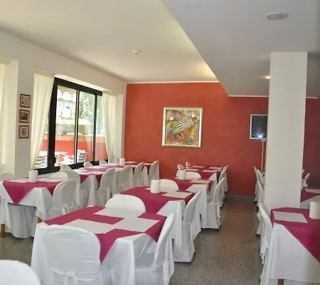 Lime Hotel 3*