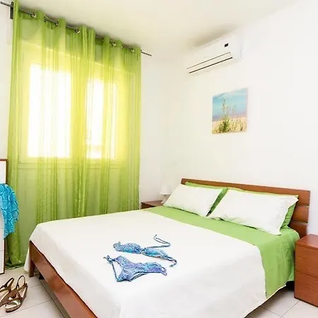 Green Aparthotel
