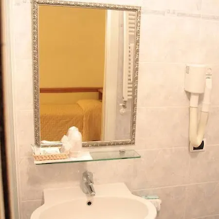 Hotel Gaston 4*