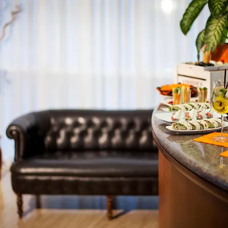 Kursaal Hotel 3*