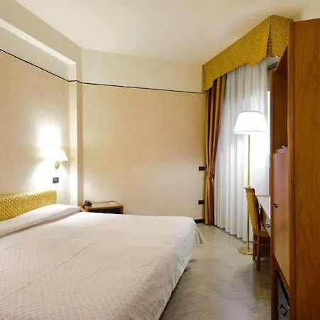 Admiral Art Hotel