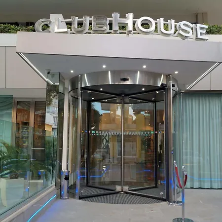 Club House Hotel 4*