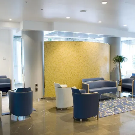 Club House Otel