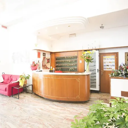 Hotell Europa 3*