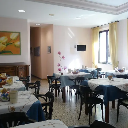 Azzurra Hotel