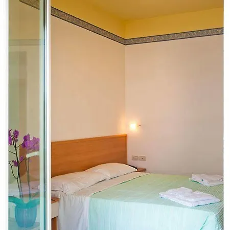 Hotel Boom 3*
