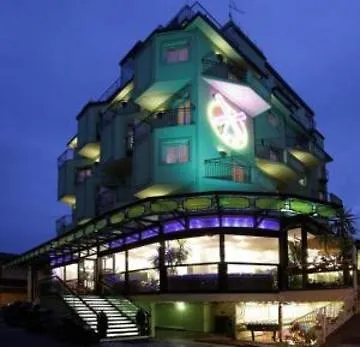 Hotell Holland Rimini