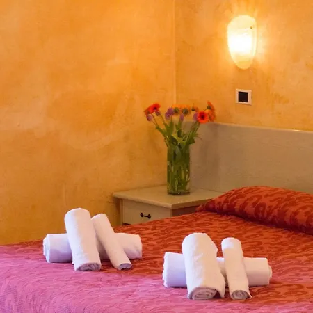 Hotel Amba 3*