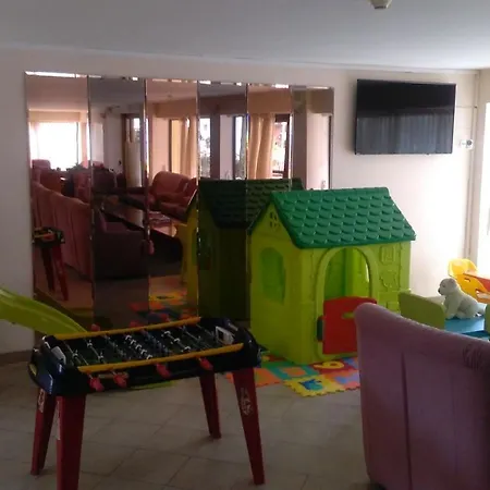 Otel Glenn 3*