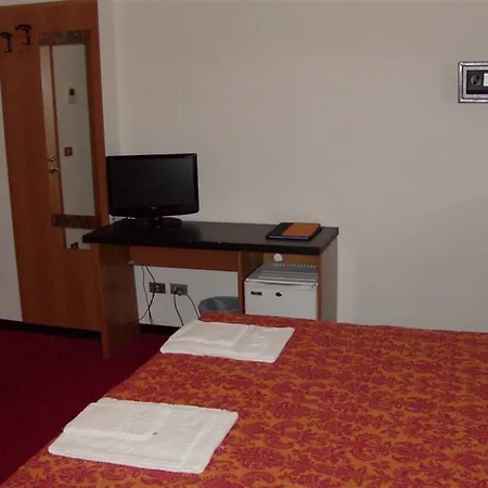 Hotel Niagara 3*