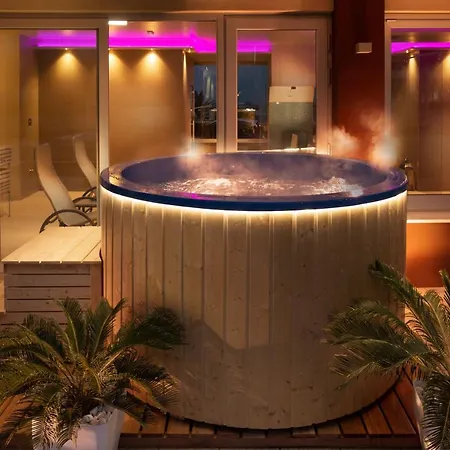 Ascot & 4* Rimini
