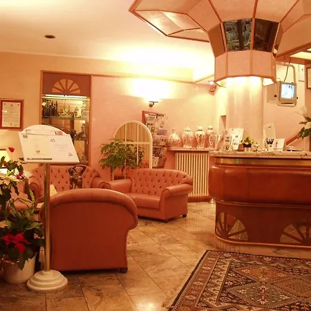 Vienna Ostenda E Ristorante Il Danubio Hotel 4*