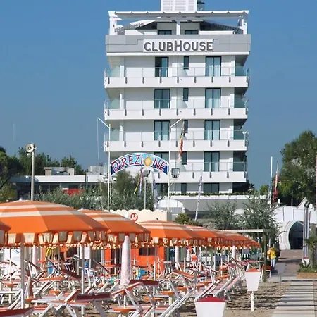 Club House Hotel 4*