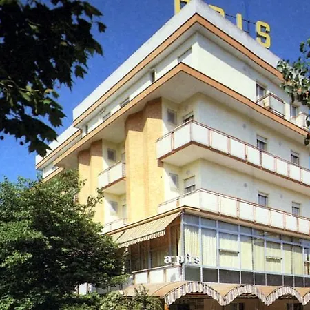 Apis Hotel 3*