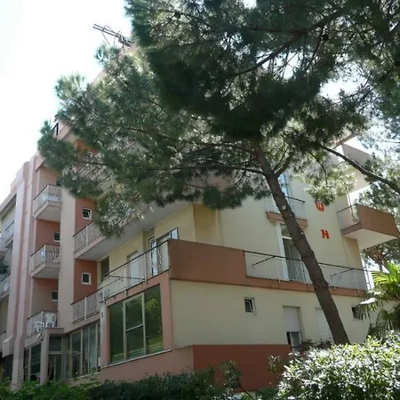 Aura Living Hotel Rimini