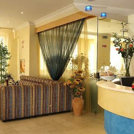 Radar Hotel 3*