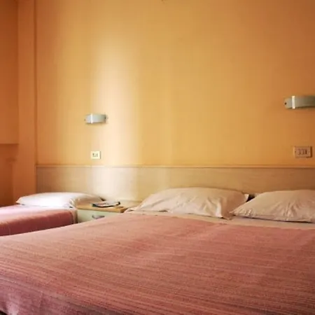 Hotell Europa 3*