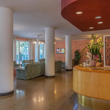 Hotel Beverly
