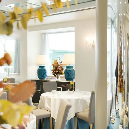 Otel Club House 4*