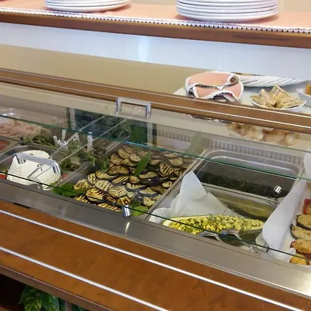 호텔 Hotel Alfa - Spiaggia Inclusa Con Pacchetti Personalizzati