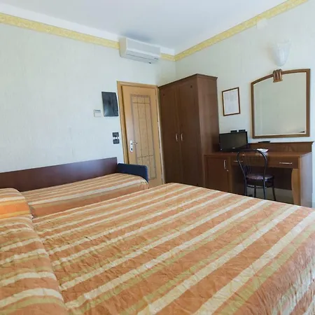Rex Hotel