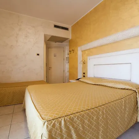 Diplomat Palace 4*