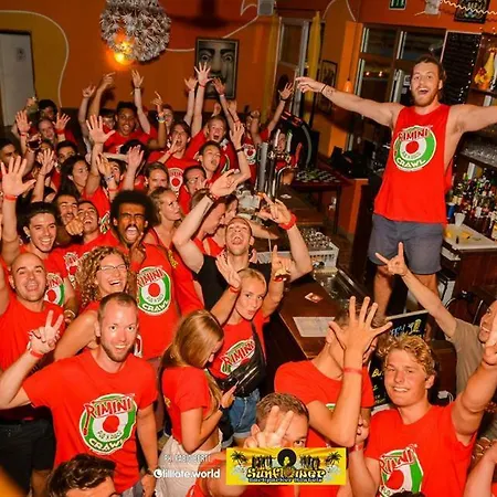 Ostello Sunflower Backpacker & Bar