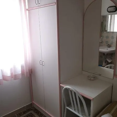 Rosy Rimini