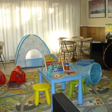 Alcazar רימיני