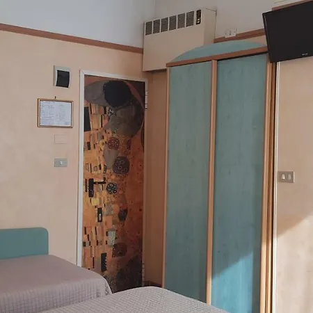 Britannia Marina Centro 3* Rimini
