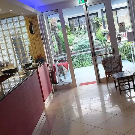 Manu Hotel