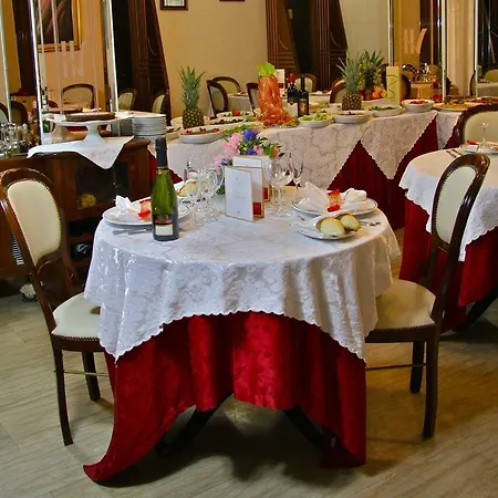 Hotel Vienna Ostenda E Ristorante Il Danubio Rimini