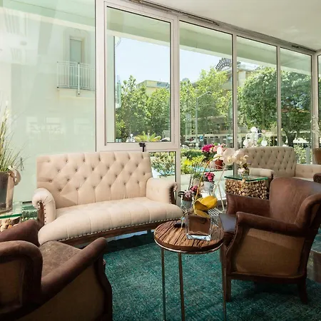 Hotel Western Maison B