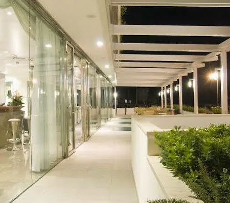 Club House Hotel 4*