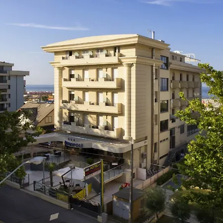 Metropole Hotel