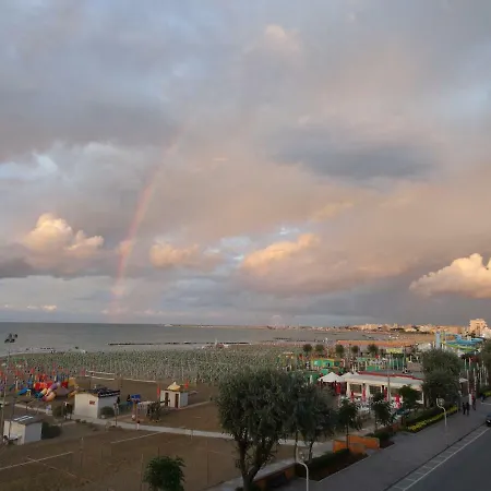 Cliff 3* Rimini