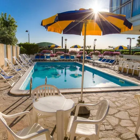 Otel Tilmar 3*