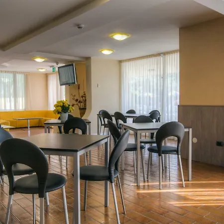 Hotel Tilmar 3*