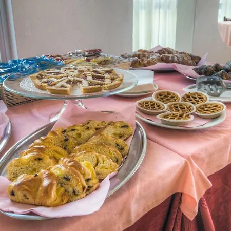 Otel Tilmar Rimini