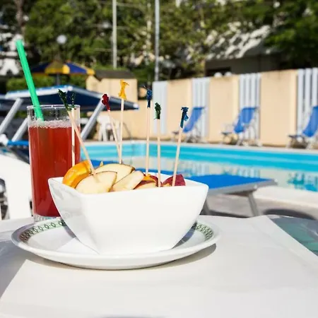 Otel Tilmar 3*