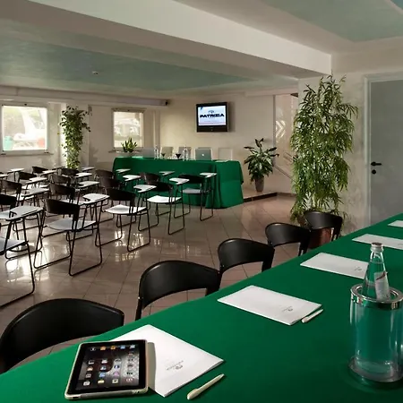 Hotel Western Maison B