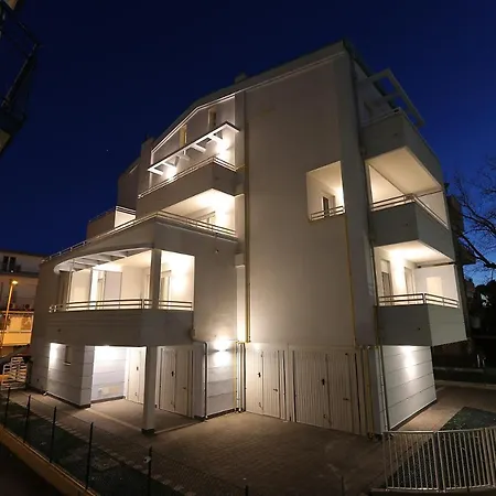Residenza Riva Azzurra 2* Rimini