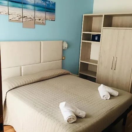 Monica Hotel 3*