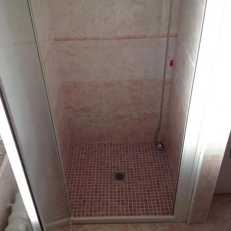 Apartment Aloe Apartments, Ombrellone, Parcheggio E Uso Di Biciclette Gratis Rimini