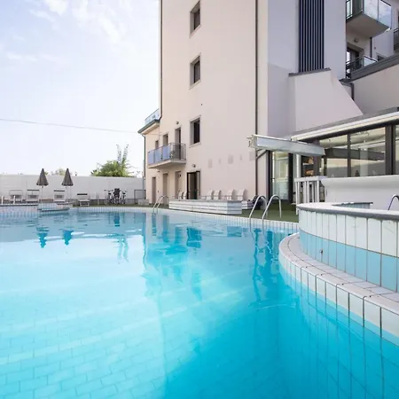 Ferretti Hotel 4*
