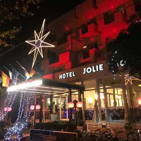 Jolie 3*